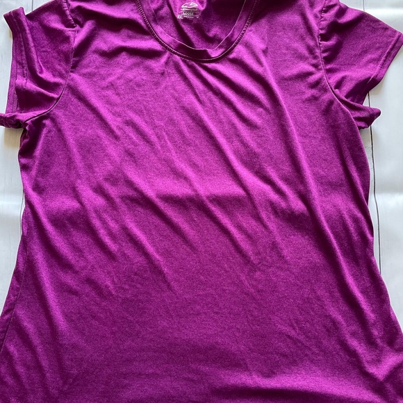 Set of 2 Champion C9  tops - Picture 6 of 6